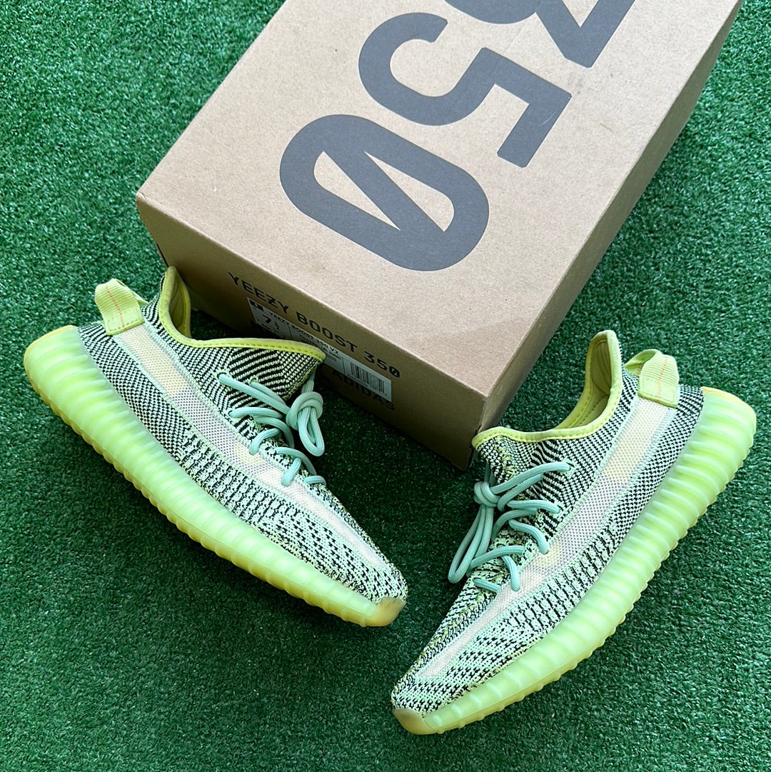 Adidas yeezy yeezreel xs best sale