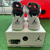 Jordan Hare 6s Size 10