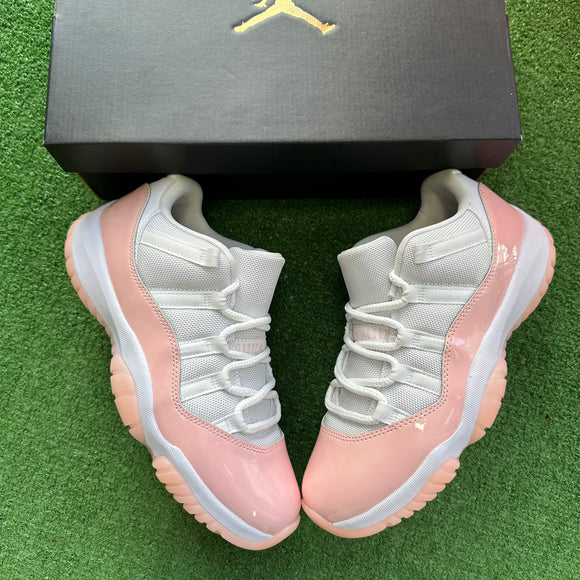 Jordan Legend Pink Low 11s Size 8.5W/7Y