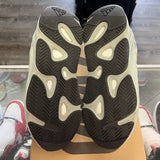 Yeezy Salt 700s Size 10.5