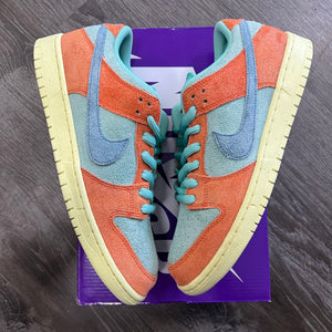 Nike Orange Emerald Rise Low SB Dunks Size 10.5