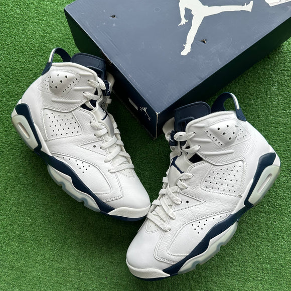 Jordan Midnight Navy 6s Size 10