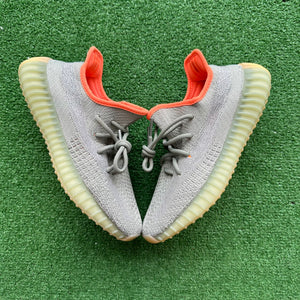 Yeezy Desert Sage 350 V2s Size 6