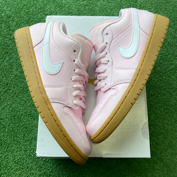 Jordan Arctic Pink Gum Low 1s Size 10.5W/9M