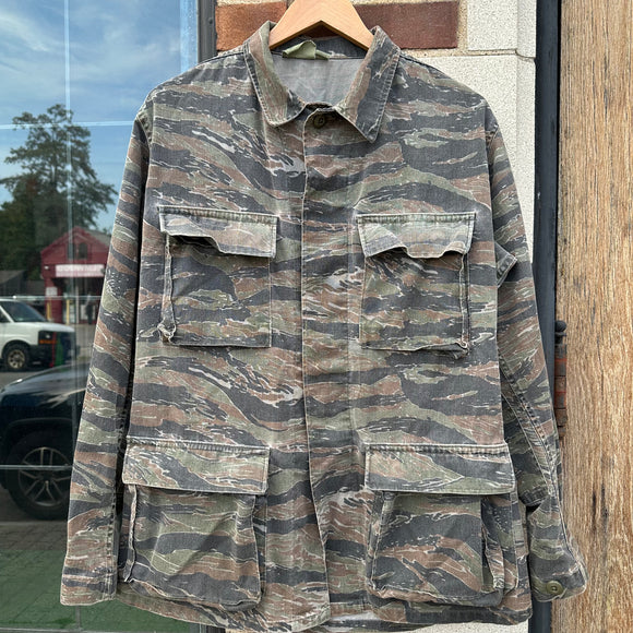 Vintage Camo Jacket Size M/L