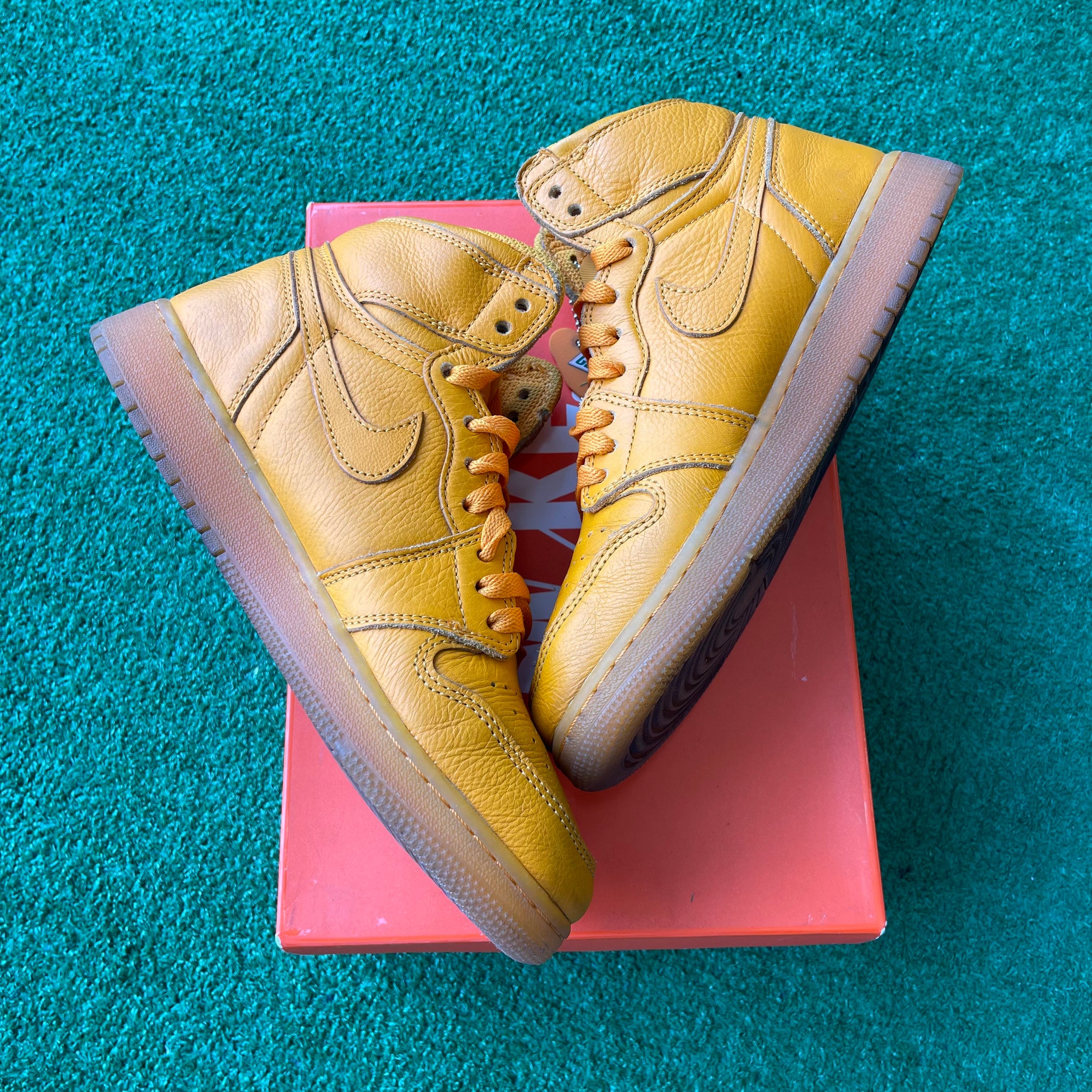 Jordan gatorade 1 orange sales