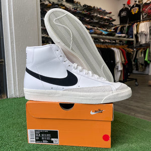 Nike White Black Mid Blazer. Size 11.5